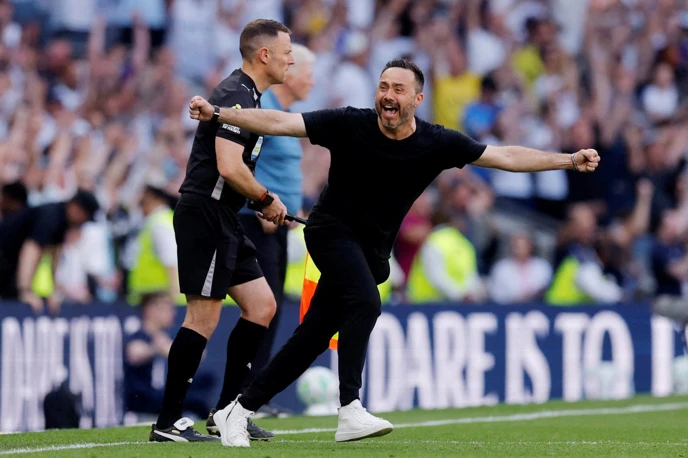 Tottenham's Relegation Nightmare: Van de Ven Calls it 'Unacceptable'