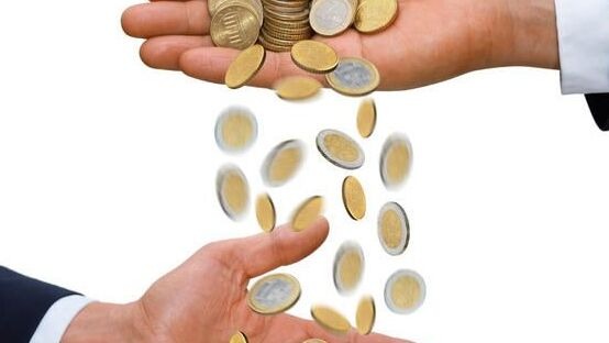 Home vs. Abroad: Who Is More Likely To ‘Dash’ You Money?