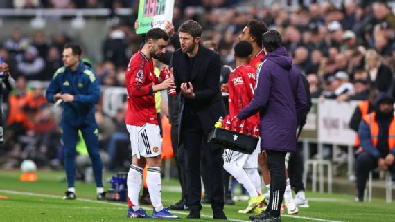 Bruno Fernandes' Indispensable Genius: Man United Can't Afford to Lose Their Mastermind!