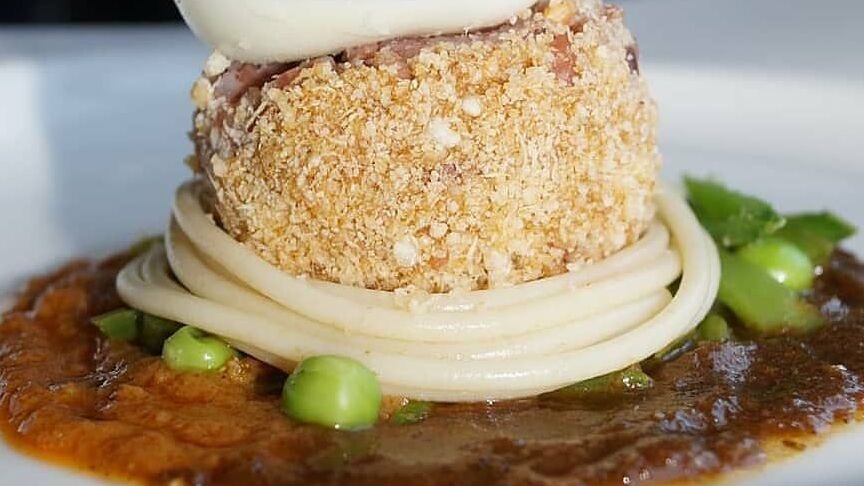 Not Everything Needs A White Plate: The Problem With Fine-Dining African Food