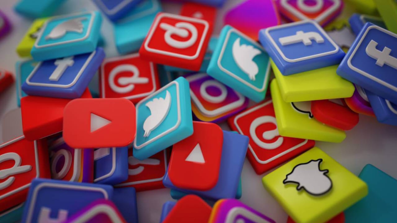 Should Teens Be Logged Out? South Africa’s Social Media Age Limit Debate