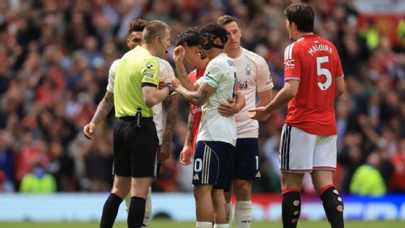 Gary Neville Unleashes Fury Over 'Shocker' VAR Decision for Man Utd