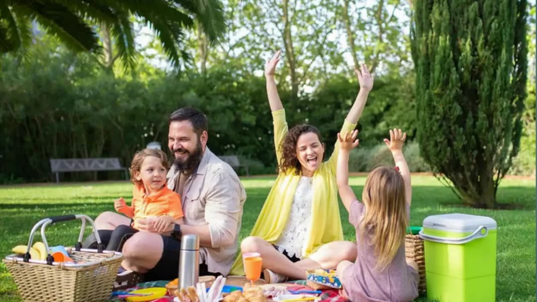 Unplug and Connect: Creative Activities to Strengthen Family Bonds