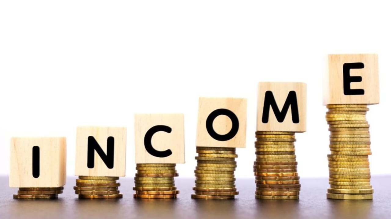 Side Hustles That Actually Build Wealth in Africa’s Economy